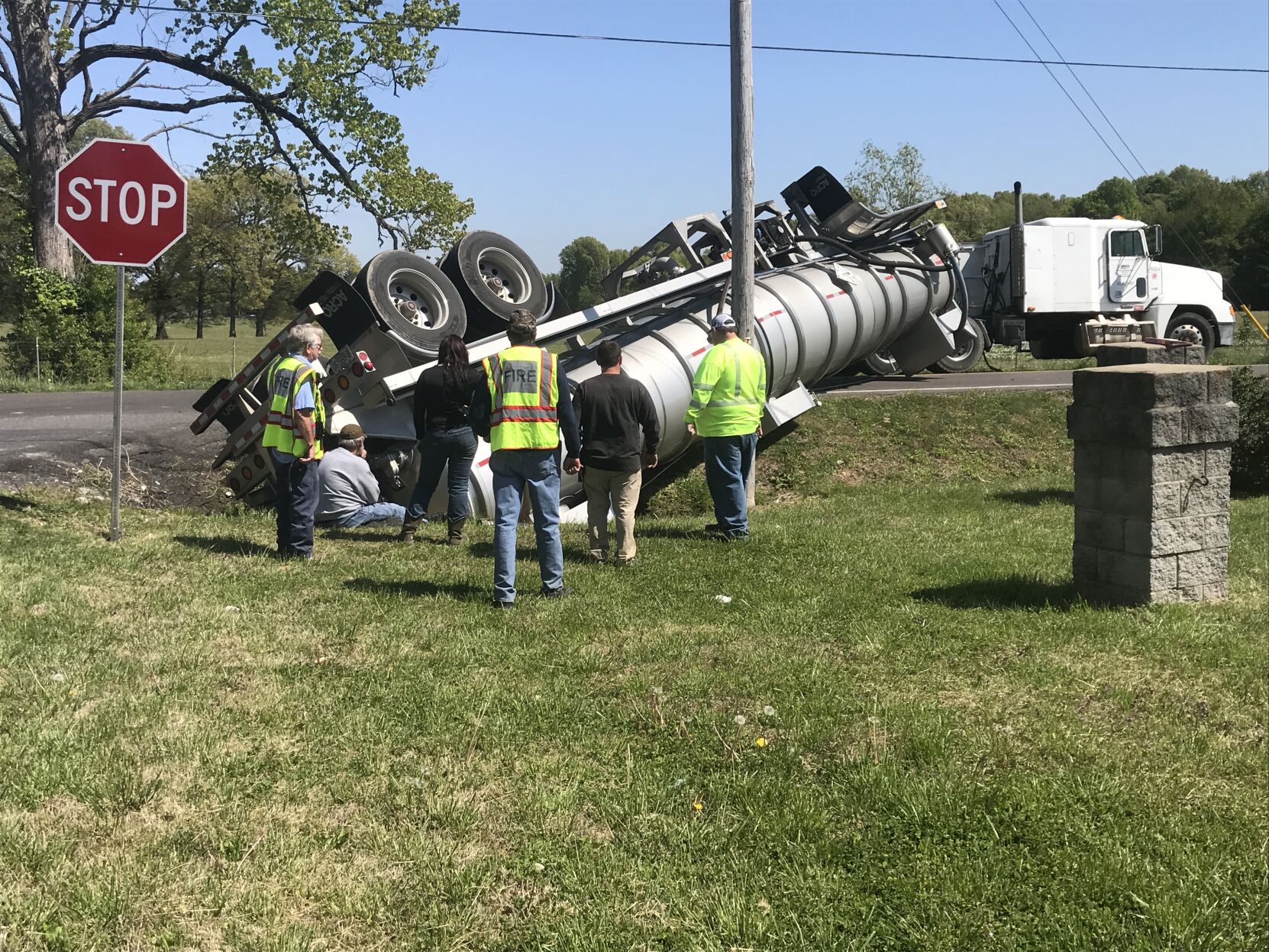 Overturned tanker Old Mayfield Road 4/22/21